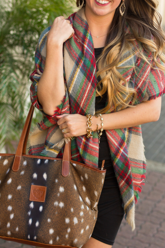 Classic plaid scarf with Axis deer print bag